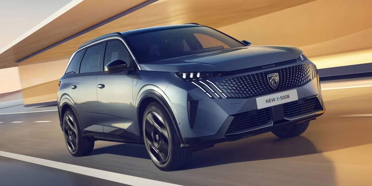 Peugeot 5008 hybrid </li><li>makelan auto, järvenpää
